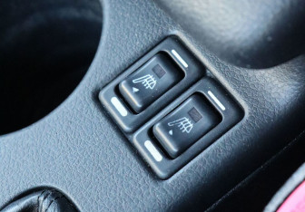 Подержанный автомобиль Subaru Forester Suv 2011 года (17 фото)