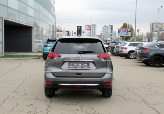 Подержанный автомобиль Nissan X-Trail 2019 года (6 фото)